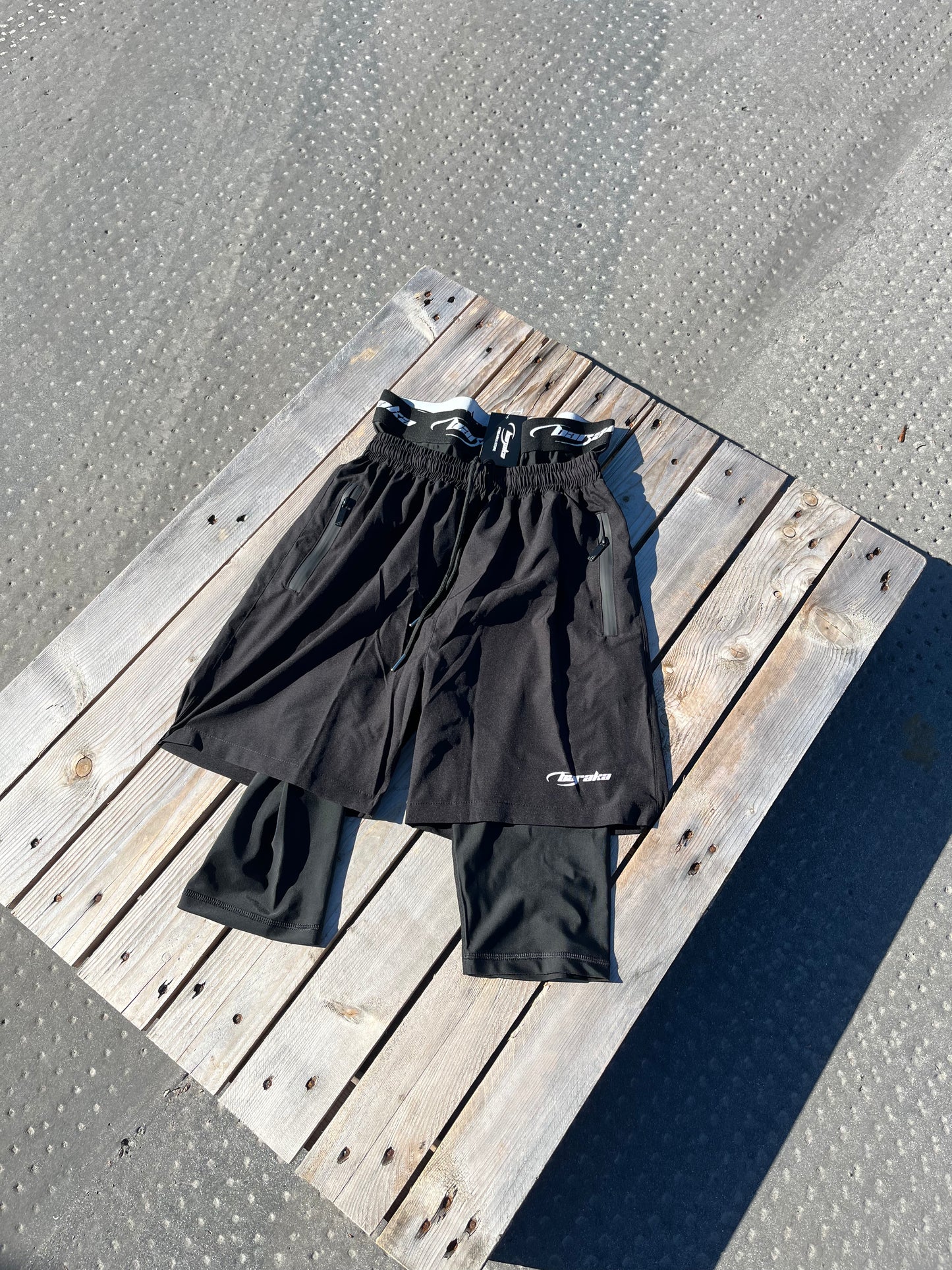 BARAKA AWRAH SHORT - JET BLACK