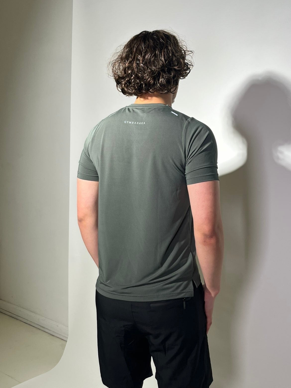 PERFORMANCE SHIRT - GREY